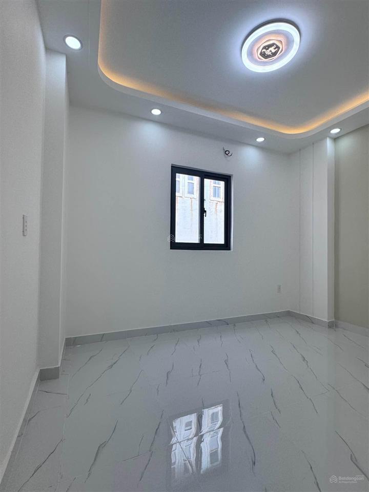 Chủ bán gấp.cư xá phú thọ hoà  lạc long quân q11  hxh  60m2  3 tầng  ngay chợ  ở và kinh doan