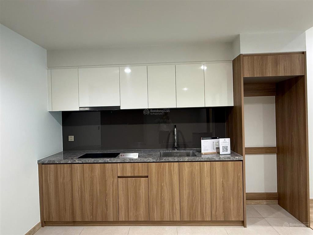1pn+ hướng đông nam mát mẻ, view bể bơi diện tích lớn 60m2 giá bán chỉ 6.589 tỷ gồm vat và kpbt