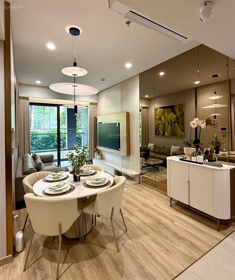 Hàng hiếm chỉ duy nhất 1 căn 2pn giá 12.674 tỷ view trực diện kênh đào nhạc nước không bị che chắn