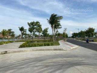 Hiếm! lô góc ngay đầm sen vị trí đẹp, view công viên