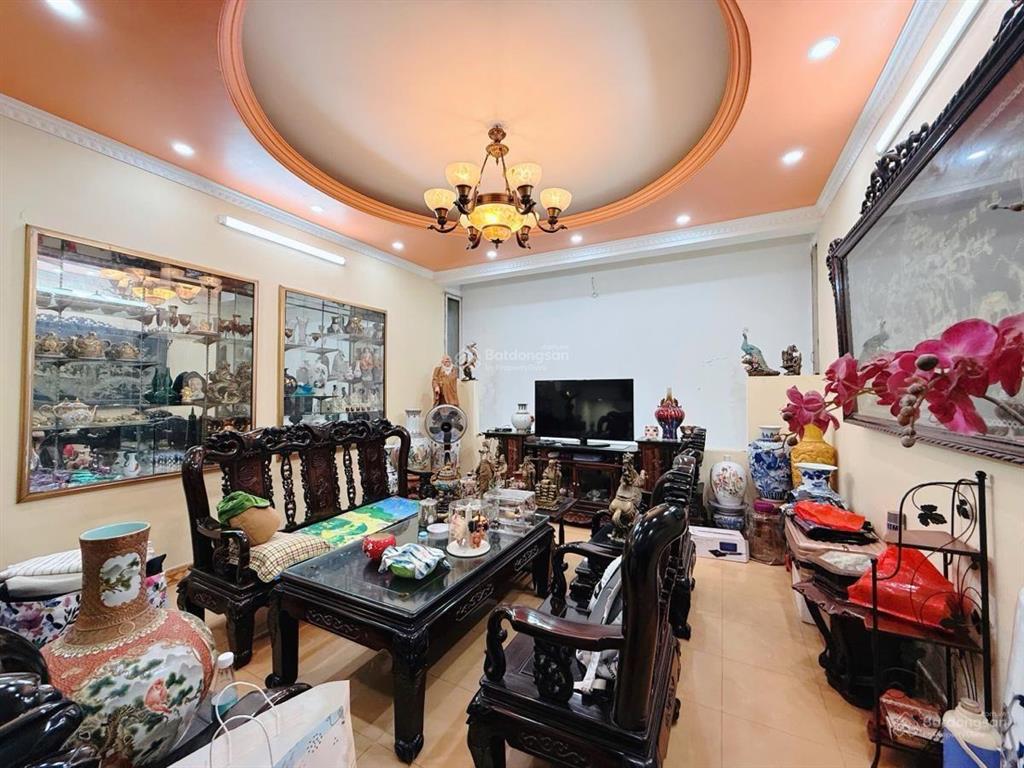 Bán nhà 74m2*5t ngõ 166 trần duy hưng, mt 4.8m, ô chờ thang máy, 20m ra phố, giá 24tỷ!!