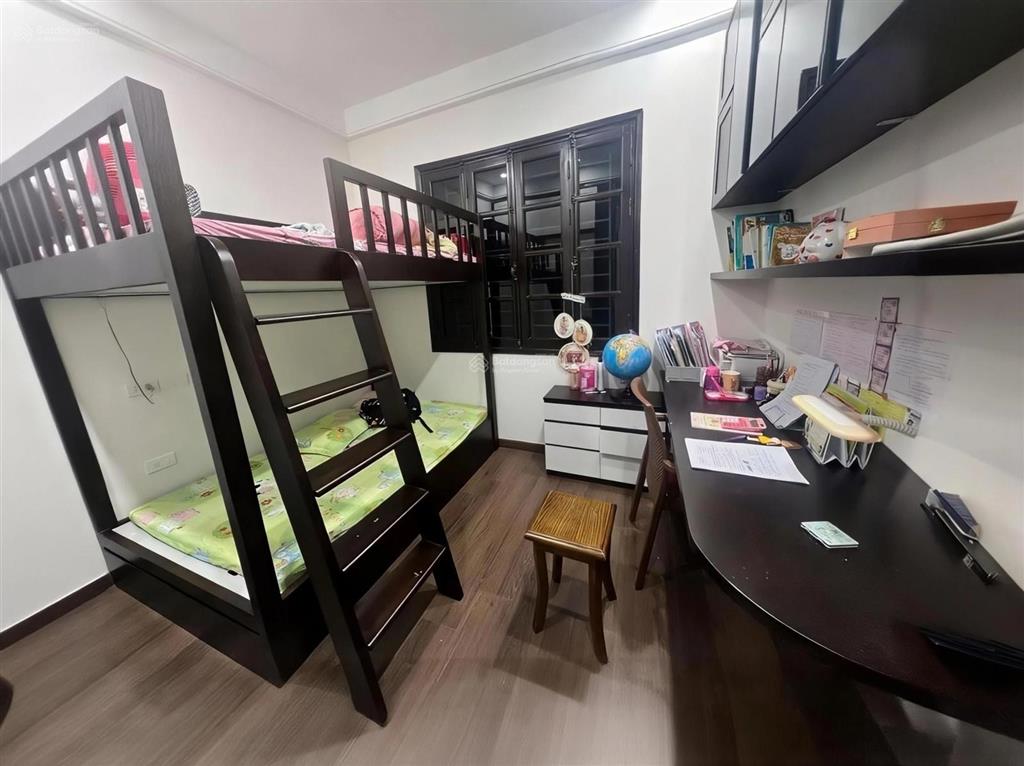 Bán nhà ngõ 63 xuân thủy 50m2*5t, 2 thoáng trước sau, 50m ra phố, nhà đẹp ở ngay, giá 14.5 tỷ.