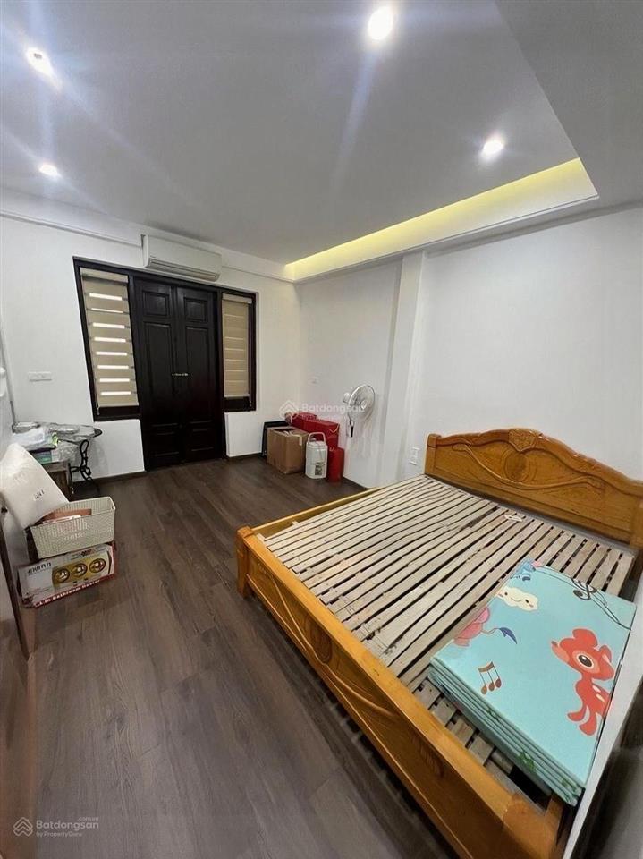 Bán nhà ngõ 63 xuân thủy 50m2*5t, 2 thoáng trước sau, 50m ra phố, nhà đẹp ở ngay, giá 14.5 tỷ.
