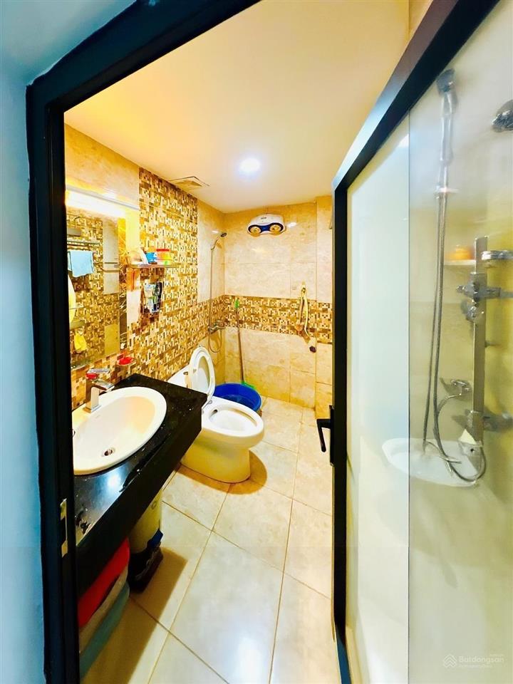 Bán nhà ngõ 10 chùa hà 55m2*5t, gara ô tô, 2 thoáng, ngõ thông kinh doanh, 5m ra phố, giá 18.9 tỷ!