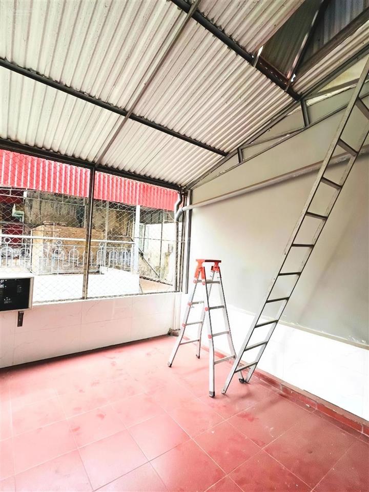 Bán nhà ngõ 10 chùa hà 55m2*5t, gara ô tô, 2 thoáng, ngõ thông kinh doanh, 5m ra phố, giá 18.9 tỷ!