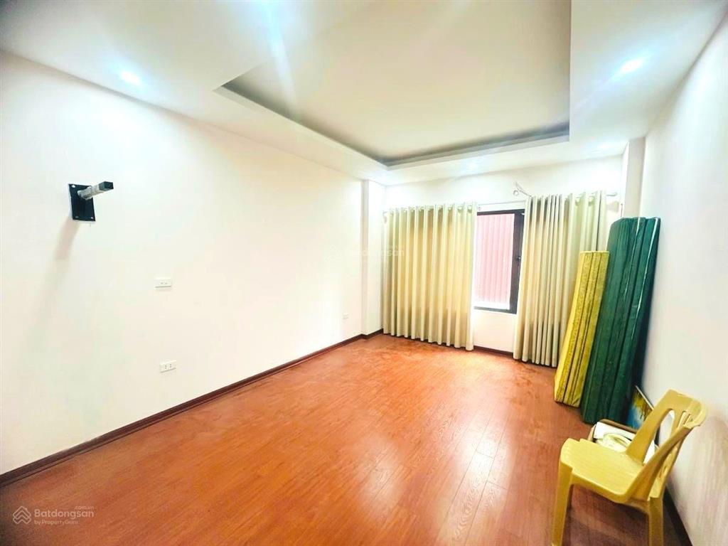 Bán nhà ngõ 105 doãn kế thiện 35m2*5t, 2 thoáng, 70m ra ô tô tránh, ô chờ thang máy, giá 8tỷ3 (tl).