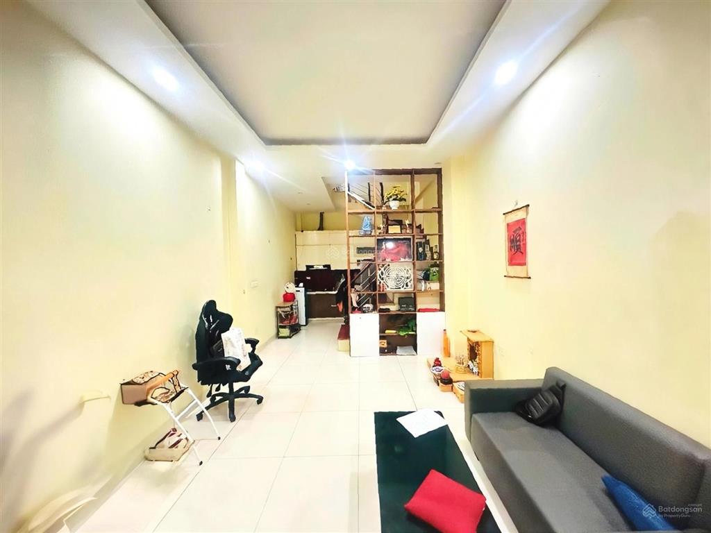 Bán nhà ngõ 105 doãn kế thiện 35m2*5t, 2 thoáng, 70m ra ô tô tránh, ô chờ thang máy, giá 8tỷ3 (tl).