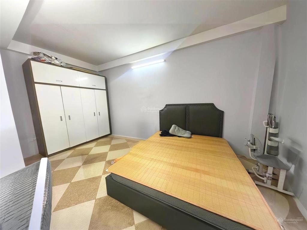 Bán nhà ngõ 63 trần quốc vượng 35m2*6t full nội thất, 70m ra phố, nhà đẹp giá đầu tư chỉ 7tỷ3 (tl)