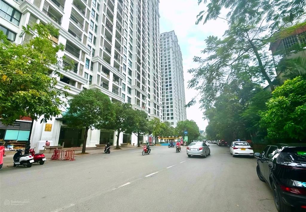 Hàng hiếm royal city  sàn thương mại 555m²  giá 49tỷ5 (tl)