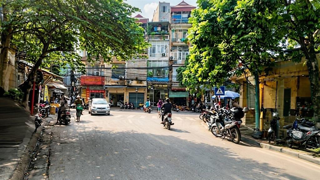 Bán nhà vương thừa vũ 45m2*5t thang máy, 2 thoáng trước sau, 6pn, full nội thất, nở hậu, giá 10tỷ9