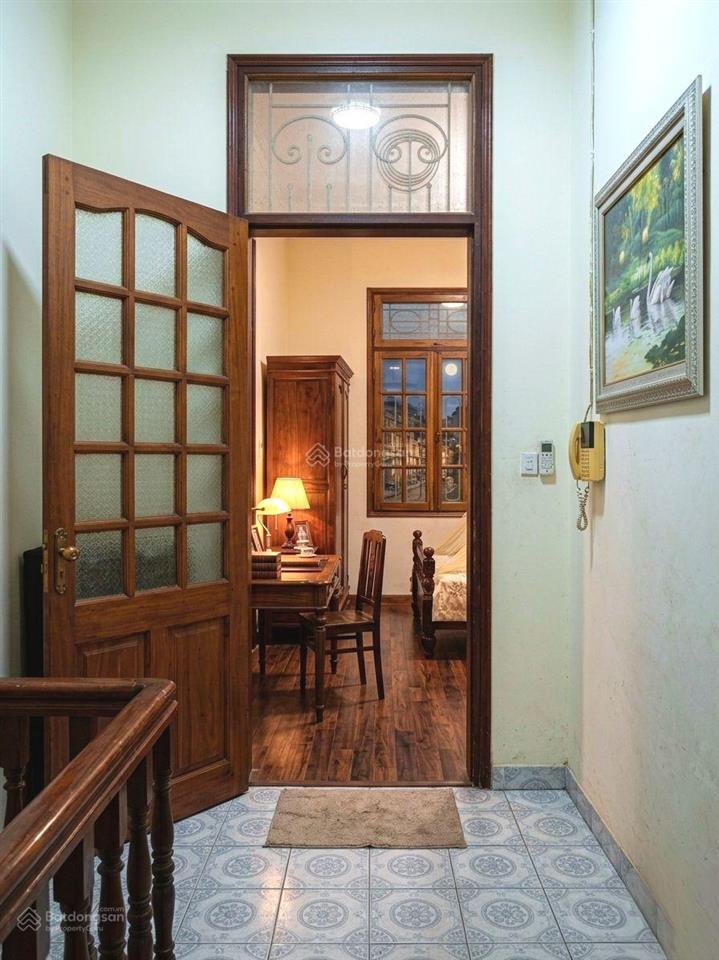 Bán nhà phân lô ngụy như kontum 41m2*5t, oto tránh, vỉa hè, 6pn, kinh doanh, giá 18tỷ5 (tl)