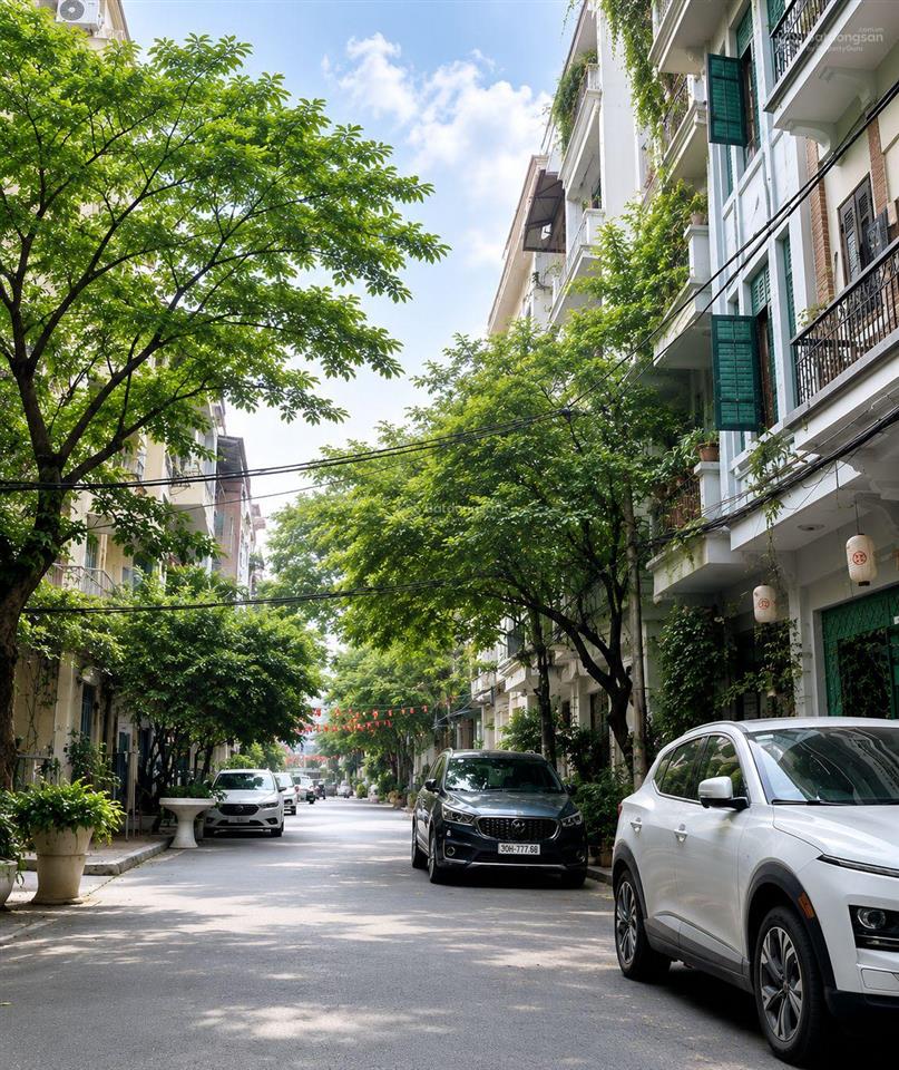 Bán nhà phân lô nguyễn tuân 50m2*5t, ô tô đỗ cửa, ngõ thông, 2 thoáng vĩnh viễn, giá 16tỷ9 (tl)