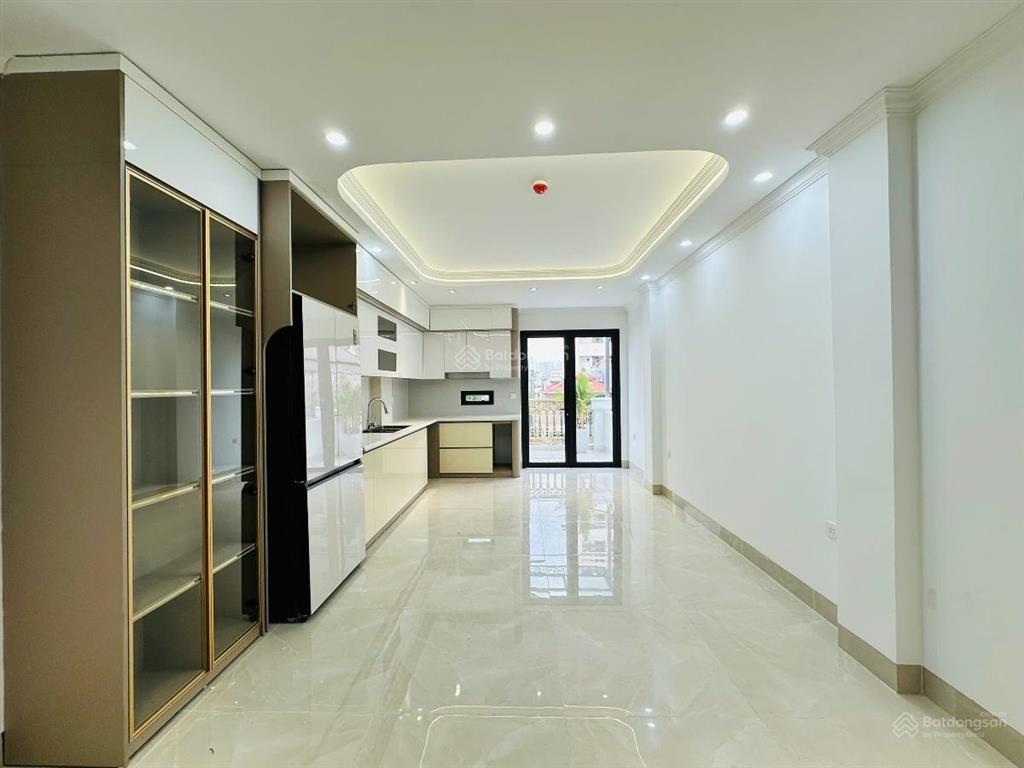 Bán gấp! phân lô huỳnh thúc kháng  36m2*5t  ô tô đỗ cửa vào nhà  nhà đẹp ở luôn giá 10tỷ5 (tl).