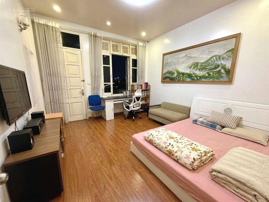 Bán nhà phân lô lê trọng tấn, 50m*5t, ô tô đỗ cửa, 10m ô tô tránh, nở hậu, giá 14tỷ5 (tl)