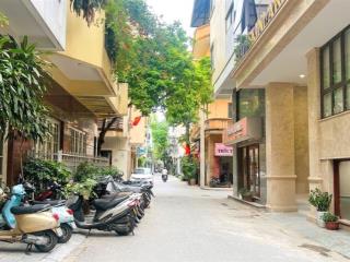 Bán nhà ngõ 71 hoàng văn thái 52m2*5t, ô tô tránh, ngõ thông, 4pn, kinh doanh, giá 12tỷ9 (tl).