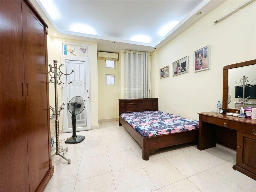 Bán nhà ngõ 71 hoàng văn thái 52m2*5t, ô tô tránh, ngõ thông, 4pn, kinh doanh, giá 12tỷ9 (tl)