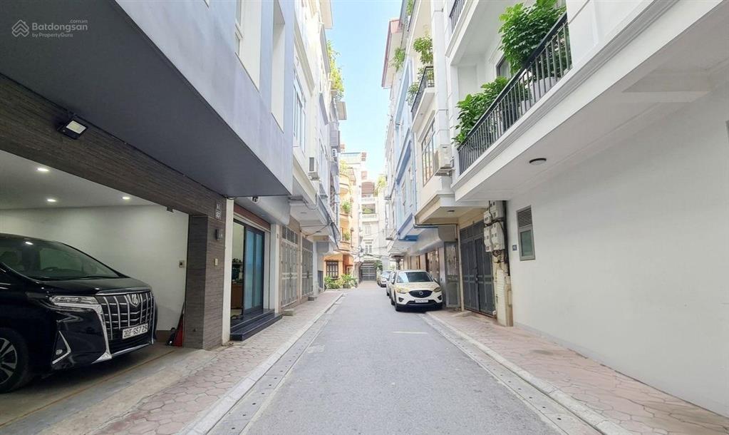 Bán nhà mặt ngõ 98 thái hà, phân lô vỉa hè, ô tô tránh, 35m2*5t mt 4m, dân xây, giá chào 13tỷ5 (tl)