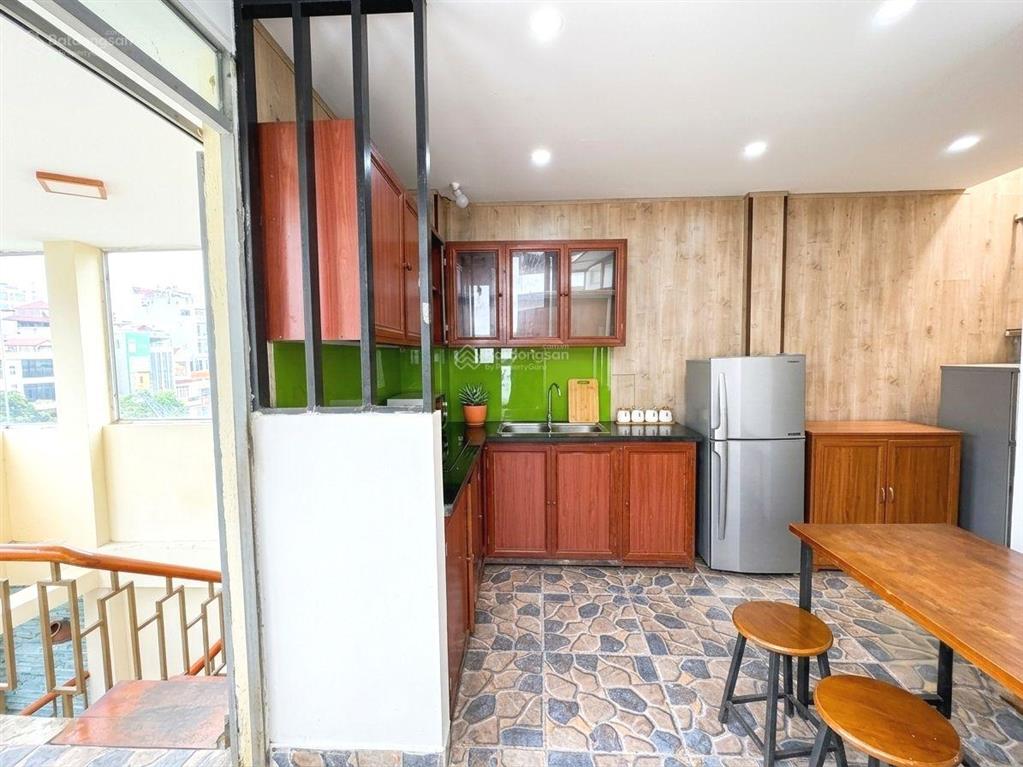 Bán nhà mặt ngõ nguyễn văn huyên 40m2*6t, ô tô đỗ cửa, 15m ra phố, 8pn, ngõ thông, giá 12tỷ3(tl)