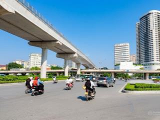 Bán nhà ngõ 105 doãn kế thiện 44m2*6t, ô tô đỗ cửa, 20m ô tô tránh, sổ vuông, giá 12tỷ3 (tl).