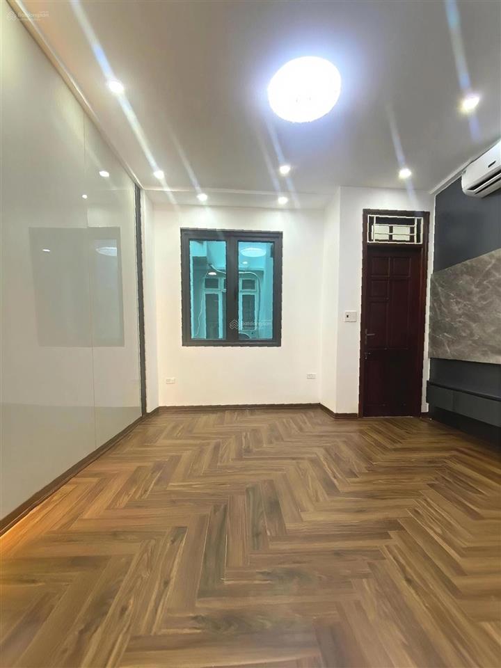 Bán gấp! nhà phố yên hoà, lô góc 30m2 * 5t, 3 thoáng, full nội thất, sân rộng, giá chào 6tỷ7 (tl)