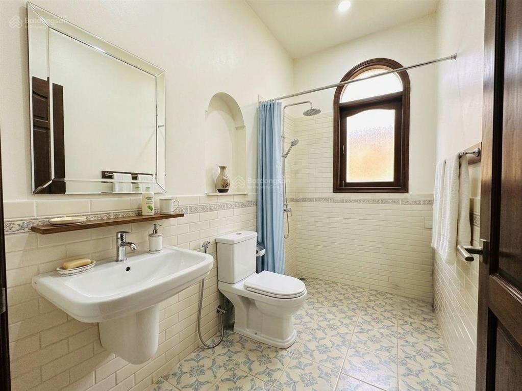 Bán nhà phân lô thanh xuân, ngõ 52 quan nhân, 48m2*5t, ô tô đỗ cửa, 10m ô tô tránh, giá 12tỷ5 (tl)