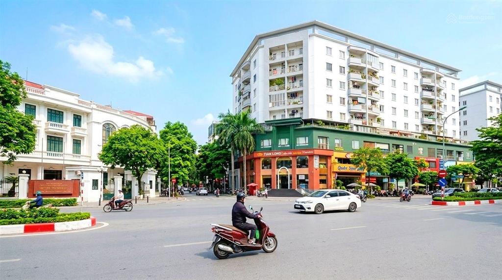 Bán ccmn ngõ 44 trần thái tông, 52m2*5t, 9p kk, dòng tiền 600tr/năm, ngõ thông, giá 12tỷ8 (tl)