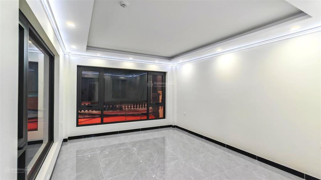 Bán nhà nguyễn trãi lô góc 2 mặt tiền, 75m2*7t thang máy, ô tô tránh, 10m ra phố, gara ô tô, 26tỷ3
