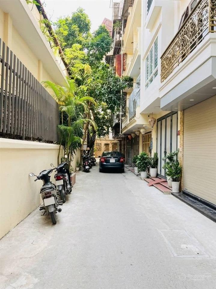Bán nhà phân lô ngõ 1150 đường láng 36m2*5t, ô tô đỗ cửa vào nhà, full nội thất, giá 9tỷ5 (tl)