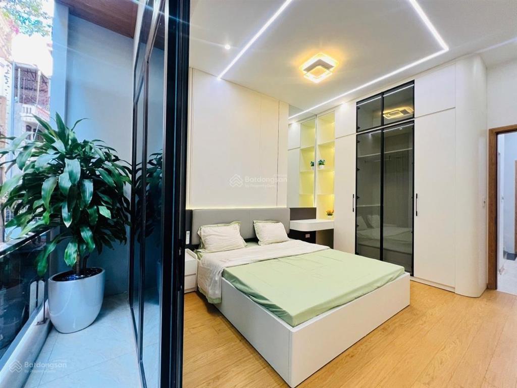 Bán nhà phân lô ngõ 69 hoàng văn thái, ô tô vào nhà, 2 thoáng trước sau, full nội thất, giá 13tỷ5