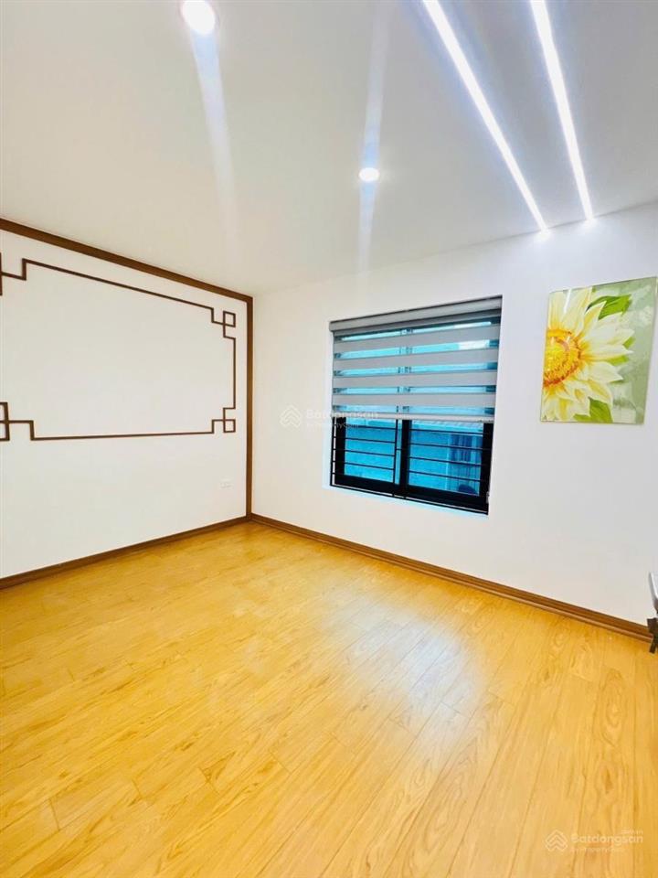 Bán nhà phân lô ngõ 69 hoàng văn thái, ô tô vào nhà, 2 thoáng trước sau, full nội thất, giá 13tỷ5