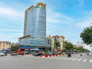 Bán nhà phân lô hoàng quốc việt 40m2*5t, ô tô đỗ cửa vào nhà, 30m ô tô tránh, 60m ra phố, giá 13tỷ8