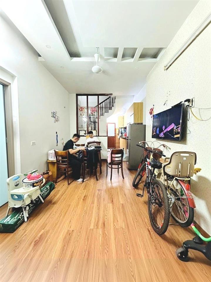 Bán nhà hoàng ngân, cầu giấy 33m2*5t, 50m ra ô tô tránh dừng đỗ 24/7, 100m ra phố, giá 7tỷ3 (tl)