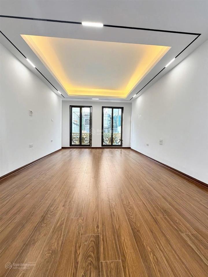 Bán nhà phân lô ngõ 89 nguyễn phong sắc 42m2*7t thang máy, ô tô tránh, gara, full nội thất, 15tỷ8
