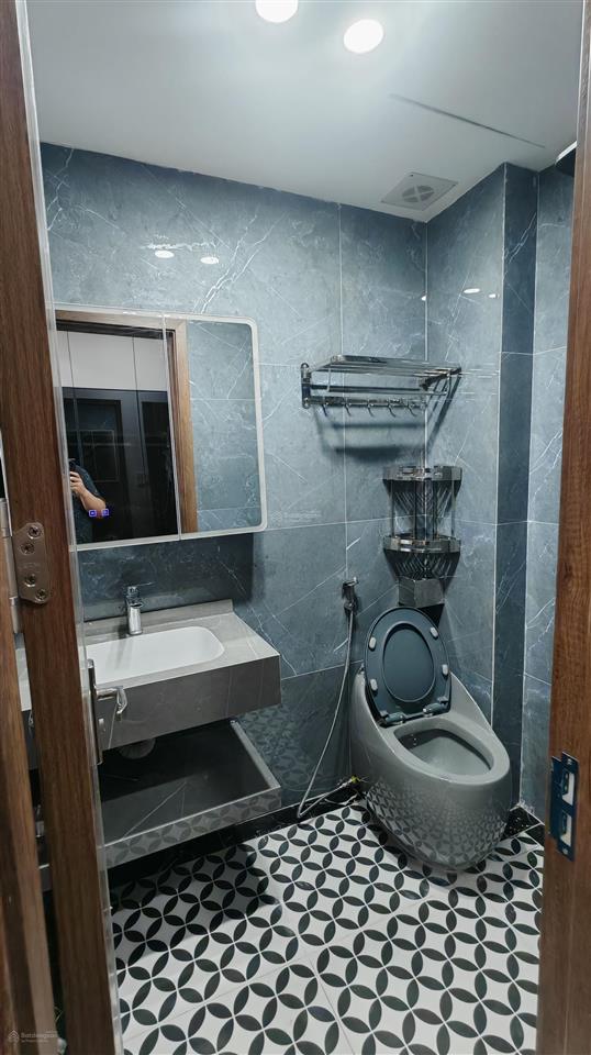 Bán nhà phân lô ngõ 89 nguyễn phong sắc 42m2*7t thang máy, ô tô tránh, gara, full nội thất, 15tỷ8