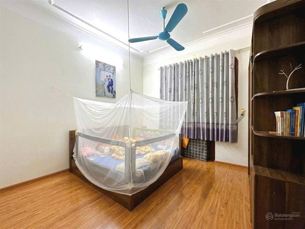 Bán nhà cầu giấy, mặt ngõ, 47m2*4t, 50m ô tô tránh, 2 thoáng vĩnh viễn, sổ vuông, giá đầu tư 8tỷ9