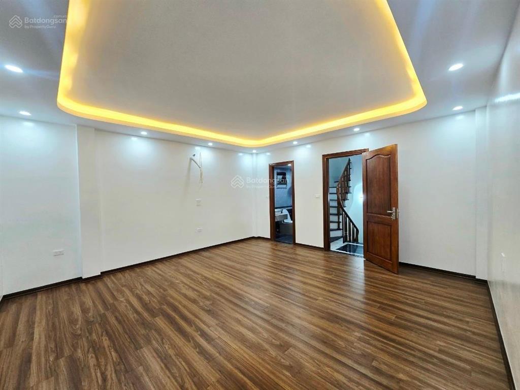 Bán nhà mặt ngõ nông chùa hà cách phố 15m, 40m2*6t thang máy, full nội thất, ô tô lý thuyết, 13tỷ5