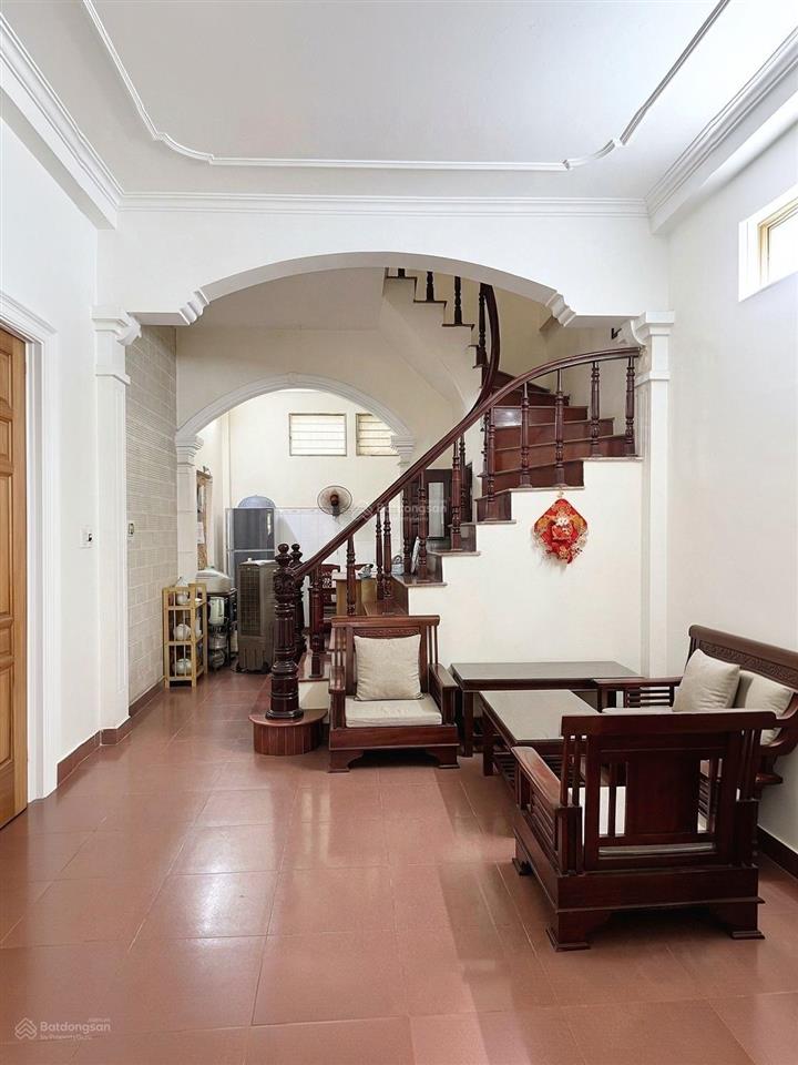 Bán nhà ngõ 58 nguyễn khánh toàn 40m2*5t, 15m ra phố, ô tô qua nhà, 6pn, thông tứ tung, giá 9tỷ5