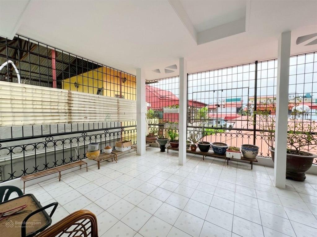 Bán nhà phân lô nguyễn phong sắc 52m2*5t, lô góc 3 mặt ngõ, ô tô đỗ cửa, 15m ô tô tránh, giá 13tỷ2