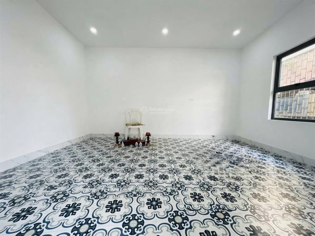 Bán nhà mặt ngõ hoàng sâm 39m2*5t, cách phố 20m, mặt tiền rộng, full nội thất, giá 9tỷ7 (tl)