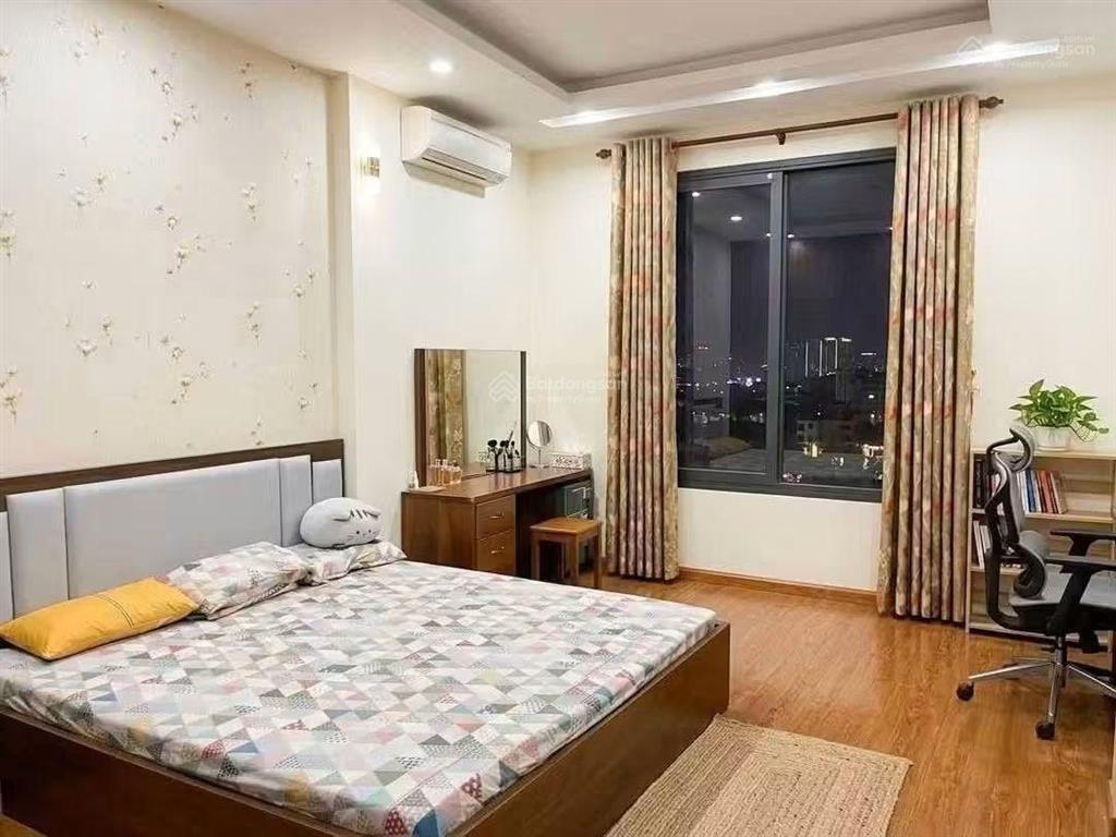 Bán nhà nguyễn ngọc vũ 46m2*5t, cách 30m ra ô tô, 70m ra phố, full nội thất, ô chờ thang máy, 11tỷ3