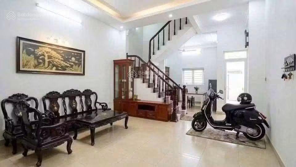 Phân lô nguyễn văn huyên 47m2*5t, ô tô tránh, 30m ra ô tô dừng đỗ, gara, 65m ra phố, giá 12tỷ5 (tl)