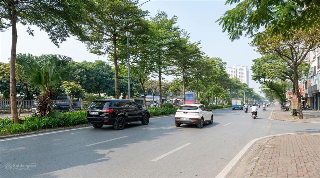Bán nhà ngõ 58 nguyễn khánh toàn 47m2*5t, lô góc 3 thoáng, ngõ thông, full nội thất, giá 14tỷ5 (tl)