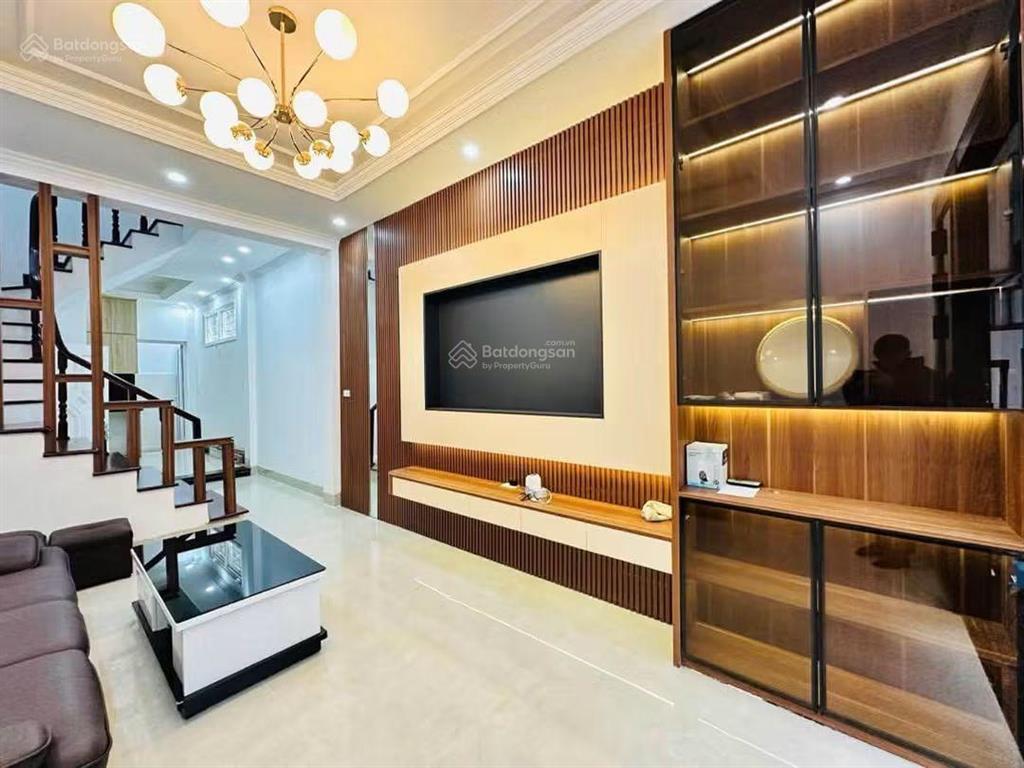 Bán nhà ngõ 58 nguyễn khánh toàn 47m2*5t, lô góc 3 thoáng, ngõ thông, full nội thất, giá 14tỷ5 (tl)