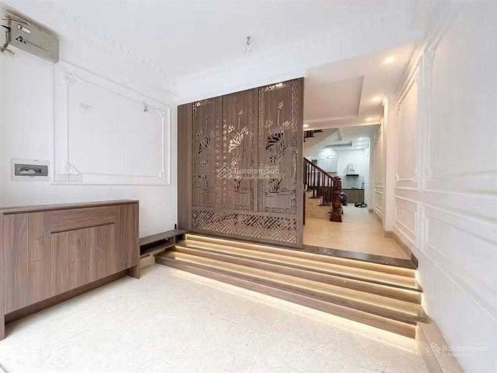 Bán nhà phân lô ngõ 89 lạc long quân 41m2*6t, ô tô tránh, ngõ thông, 8pn, ở & kd, giá 14tỷ5 (tl)