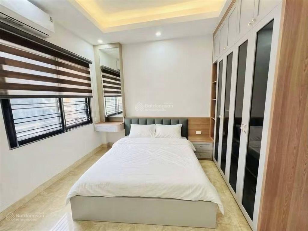 Bán nhà phân lô ngõ 89 lạc long quân 41m2*6t, ô tô tránh, ngõ thông, 8pn, ở & kd, giá 14tỷ5 (tl)
