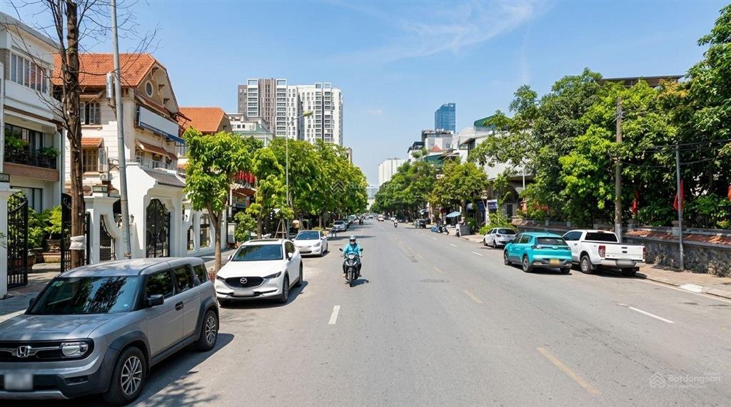 Bán nhà hạ yên quyết 56m2*5t, mặt ngõ thông kinh doanh, 10m ô tô tránh, 50m ra phố, giá 12tỷ9 (tl)