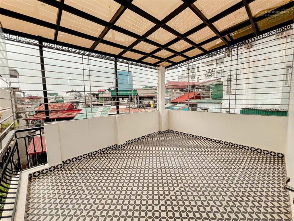 Bán nhà cầu giấy 34m2*5t, lô góc 3 thoáng, bagac đỗ cửa, full nội thất, 4pn, nở hậu, giá 6tỷ7 (tl)