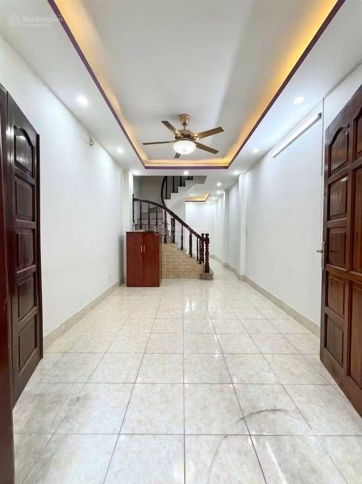 Bán nhà ngõ 165 dương quảng hàm 35m2*5t, 25m ra ô tô, 6pn, nhà đẹp ở ngay giá 8tỷ5 (tl)