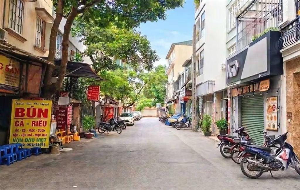 Bán nhà ngõ 165 dương quảng hàm 35m2*5t, 25m ra ô tô, 6pn, nhà đẹp ở ngay giá 8tỷ5 (tl)