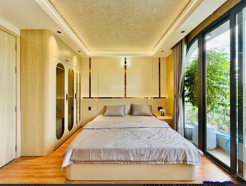 Hiếm! 50m2 nhà đẹp 5 tầng ngay lê đức thọ kế bên dương quảng hàm gần chợ an nhơn 4x12m